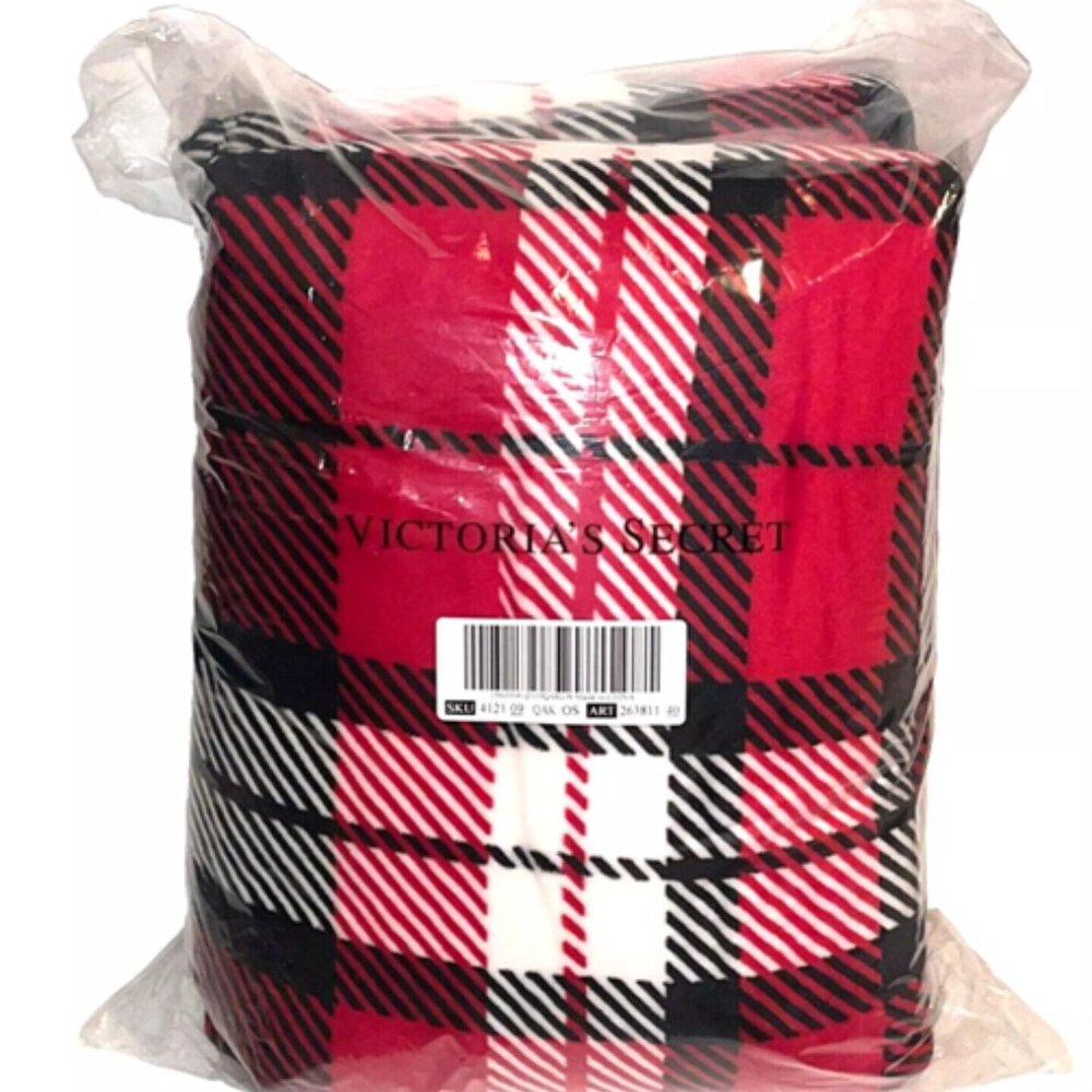 Victoria’s Secret Pink - 2021 Holiday Edition Red White Plaid Sherpa Blanket NEW